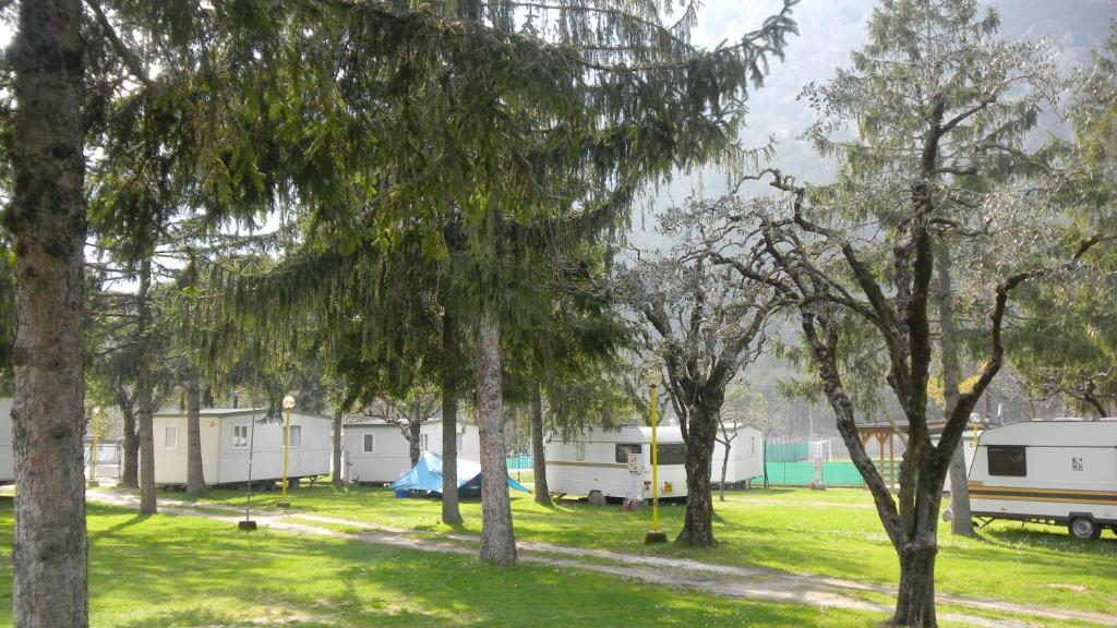 מלון פייטרמורטה Camping Daino מראה חיצוני תמונה